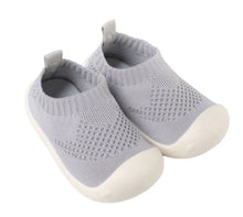Lade das Bild in den Galerie-Viewer, Babyschuhe / Barfuß-Schuhe für Babys - atmungsaktiv, superleicht, waschbar grau 3
