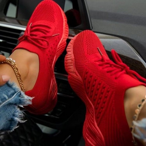 Orthopädische Damen-Sneakers - superleicht, rutschfest, atmungsaktiv rot