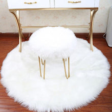Lade das Bild in den Galerie-Viewer, Furry™ | Die perfekte Dekoration für dein Zimmer!
