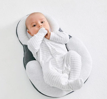 Lade das Bild in den Galerie-Viewer, Verstellbares Babybett - gegen Plattkopf und Verdauungsprobleme schwarz testsieger
