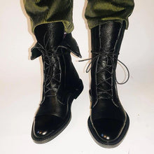 Lade das Bild in den Galerie-Viewer, Gaboura klassische Vintage-Stiefel mit Absatz für Damen - hochwertig, stylish, warm &amp; bequem_schwarz_9
