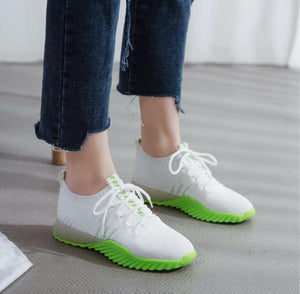 Mesh-Sneaker "Saranna" - ultraleicht, atmungsaktiv, Barfuss-kompatibel weiß / grün 2