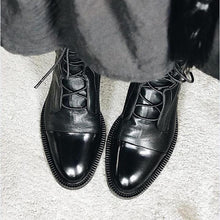 Lade das Bild in den Galerie-Viewer, Gaboura klassische Vintage-Stiefel mit Absatz für Damen - hochwertig, stylish, warm &amp; bequem_schwarz_2
