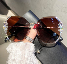 Lade das Bild in den Galerie-Viewer, Luxus-Sonnenbrille | Strahl Eleganz aus mit dieser Sonnenbrille!
