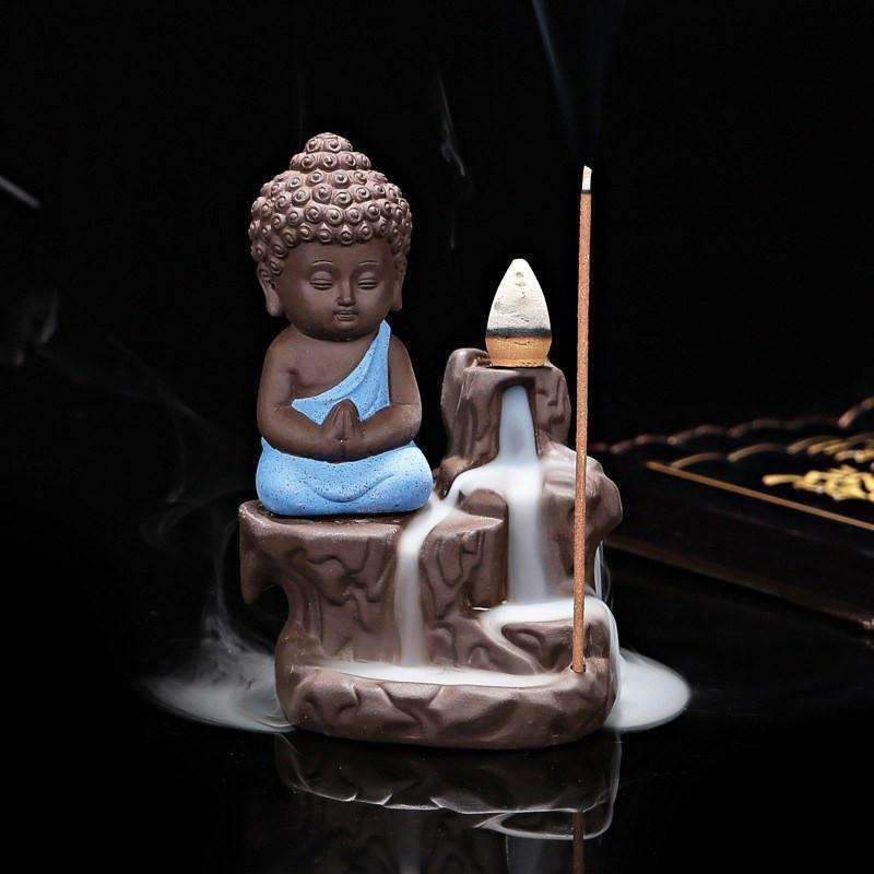 Buddha Statue + 20 Stück Räucherkegel