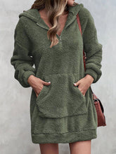 Lade das Bild in den Galerie-Viewer, Cereri - Langer Fleece-Pullover für Frauen

