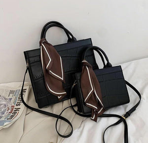 Clu - Elegante und klassische Handtasche