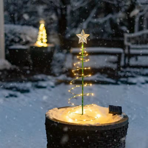 Solar Xmas Tree™ | Schaff dir die perfekte Weihnachtsatmosphäre in deinem Garten!