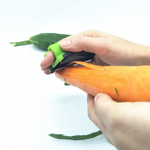 Finger Schäler - Das Schälen von Obst und Gemüse war noch nie so einfach (1+1 GRATIS)!